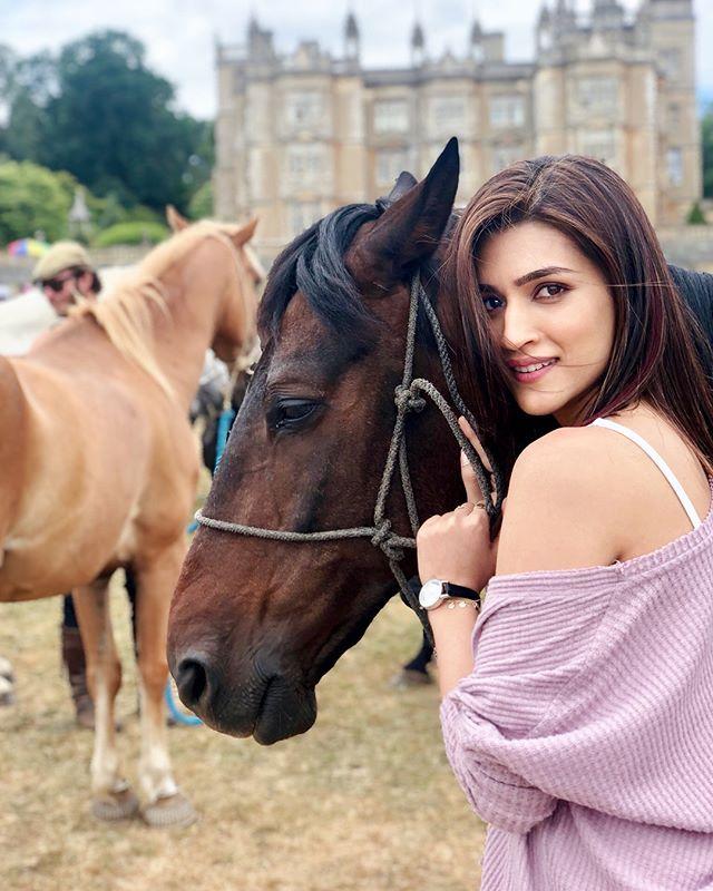 B'day Special: Actress Kriti Sanon Rare & Unseen Photos