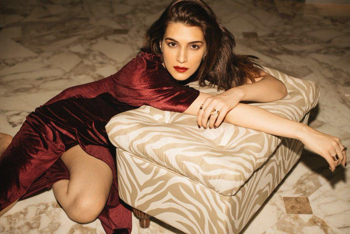 B'day Special: Actress Kriti Sanon Rare & Unseen Photos