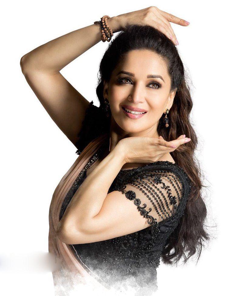 B'day Special: Hot Smiling And Cute Look Images Of Madhuri Dixit