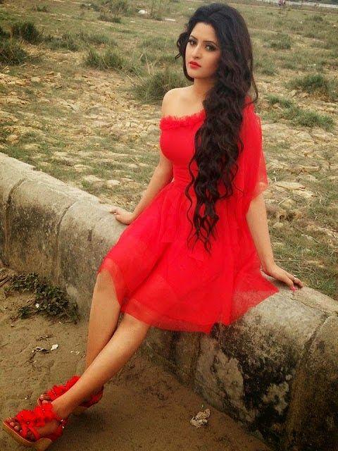 Bangladeshi Actress Pori Moni Beauty And Lipsticks Unseen Pics