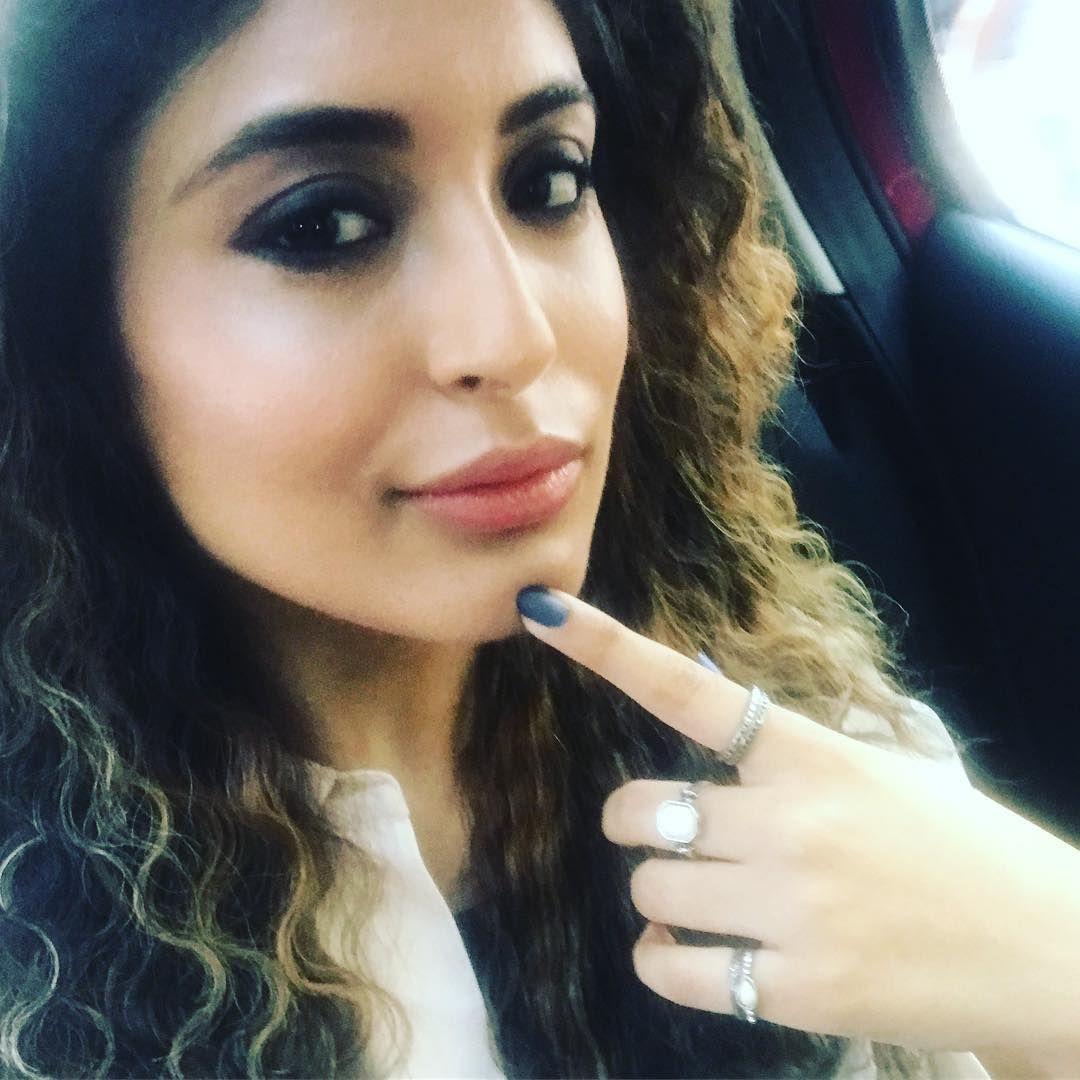 Beautiful Pics Of Kritika Kamra Which You Do Not Wish To Miss Out