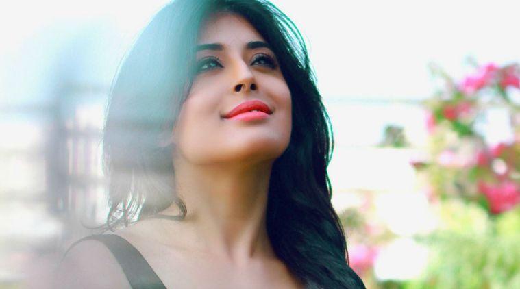 Beautiful Pics Of Kritika Kamra Which You Do Not Wish To Miss Out