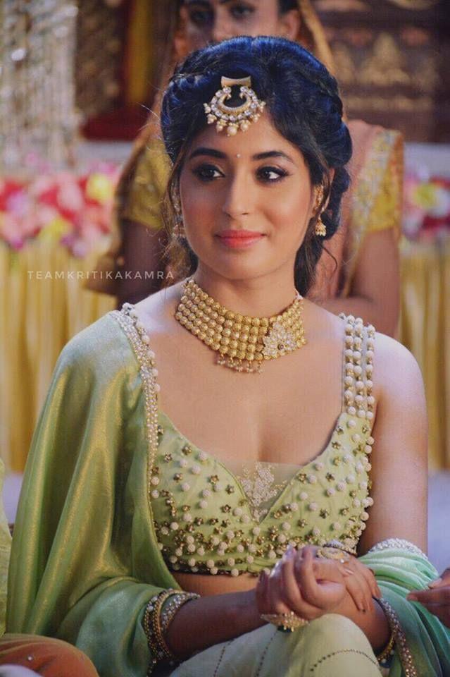 Beautiful Pics Of Kritika Kamra Which You Do Not Wish To Miss Out