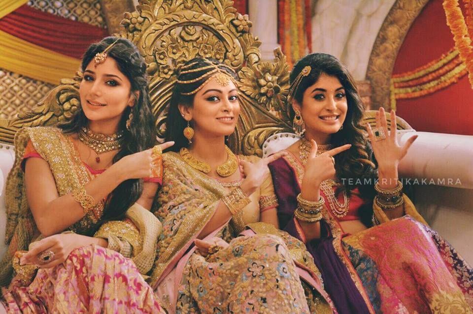 Beautiful Pics Of Kritika Kamra Which You Do Not Wish To Miss Out