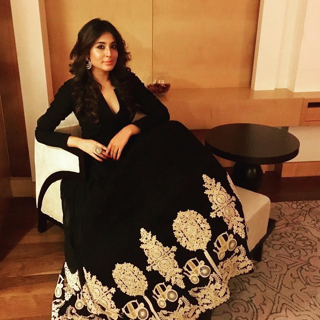 Beautiful Pics Of Kritika Kamra Which You Do Not Wish To Miss Out