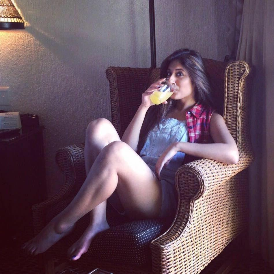 Beautiful Pics Of Kritika Kamra Which You Do Not Wish To Miss Out