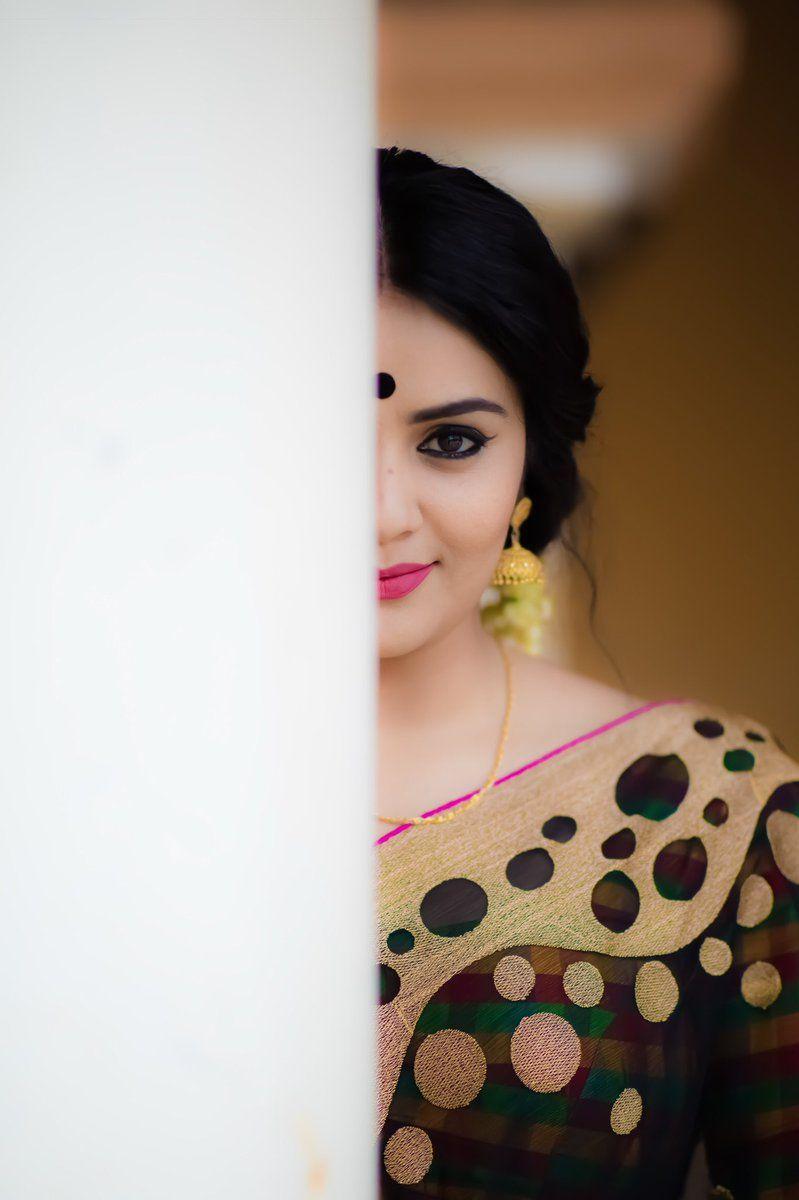 Beauty Actress/Anchor Sreemukhi Looks Super Unseen Photos