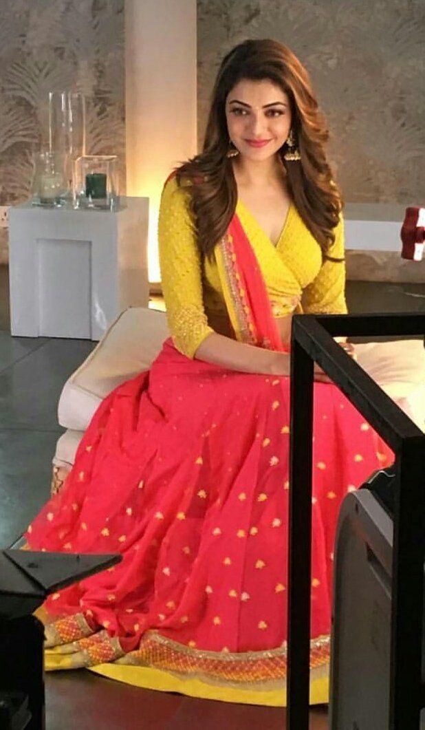 Beauty Queen Kajal Aggarwal New Photoshoot for Poorvika Mobile Ad!