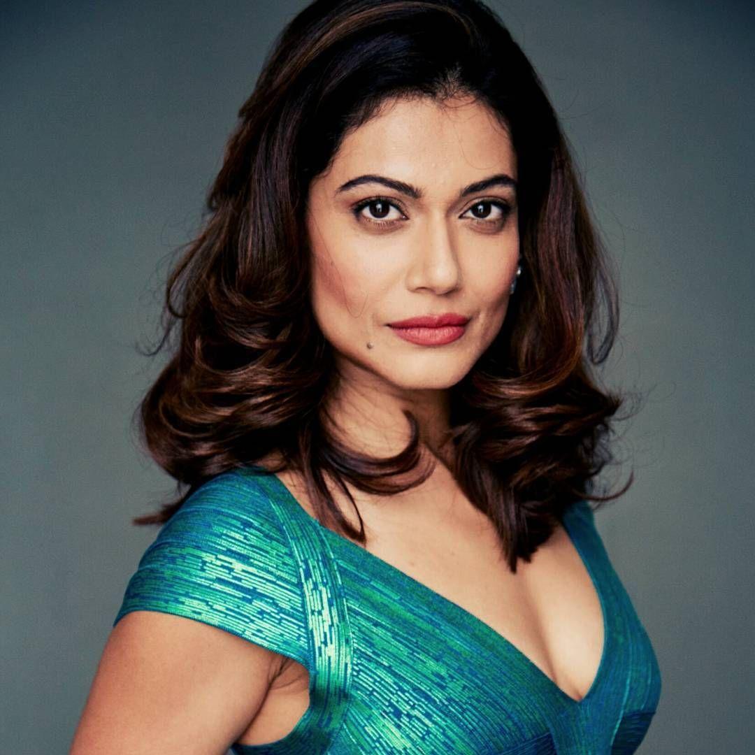 Beauty Queen Payal Rohatgi Hot Photos & Wallpapers See Here