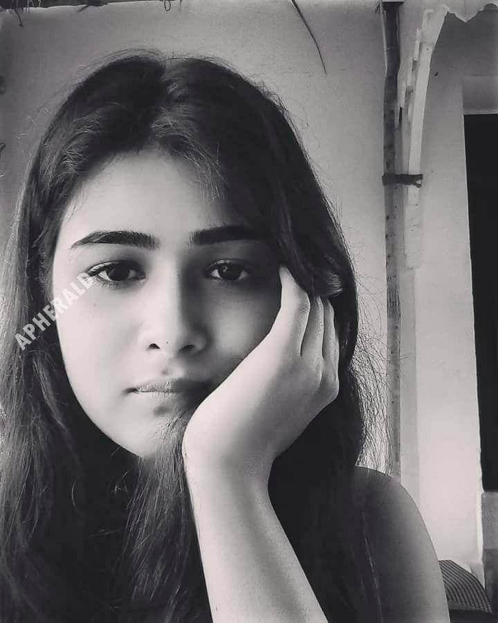 Beauty in Black Shalini Pandey Latest Photoshoot Stills