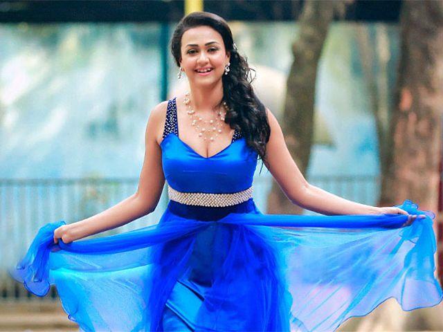 Best All Images of Actress Airin Sultana