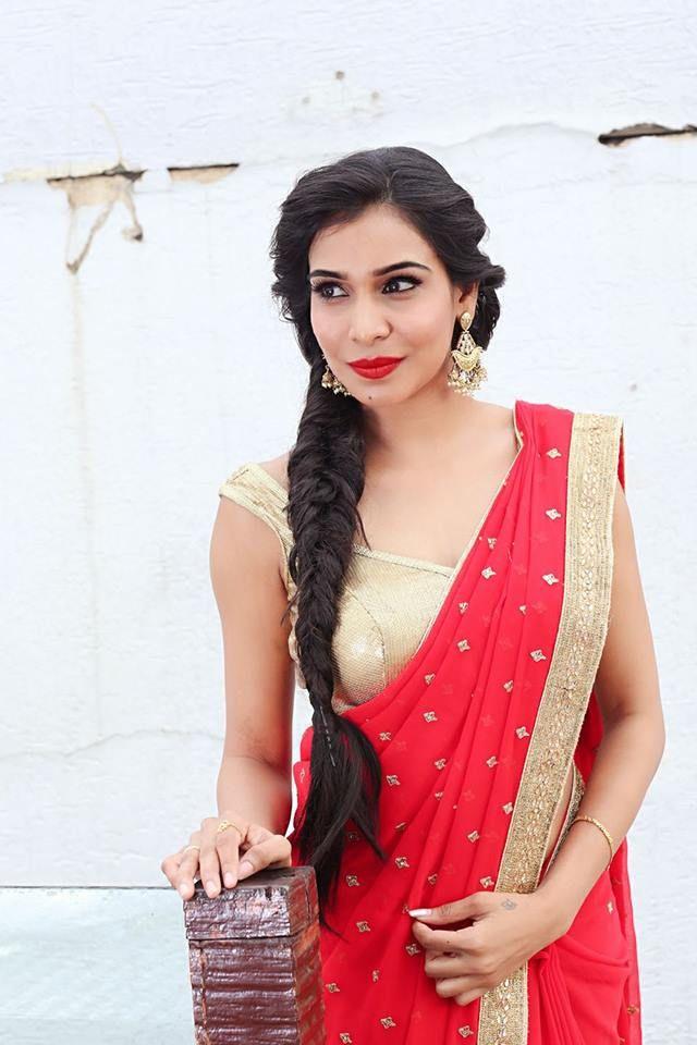 Bigg Boss 2 Contestant Sanjana Anne Photos