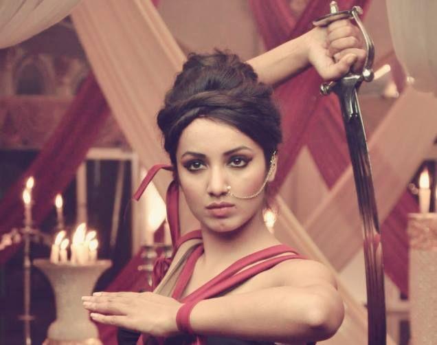 B'day Special: Bigg Boss 2 Contestant Tejaswi Madivada Rare & Unseen Photos