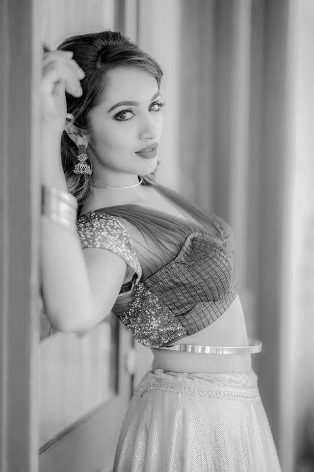 B'day Special: Bigg Boss 2 Contestant Tejaswi Madivada Rare & Unseen Photos