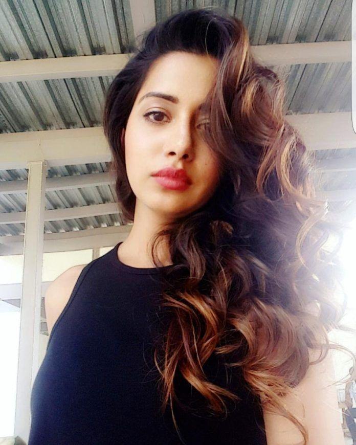 Bigg Boss Tamil Contestant Raiza Wilson Unseen Photos