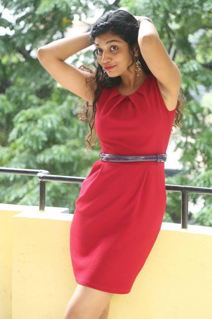 Bindu Stills At Nenu Kidnap Ayyanu Movie Success Meet