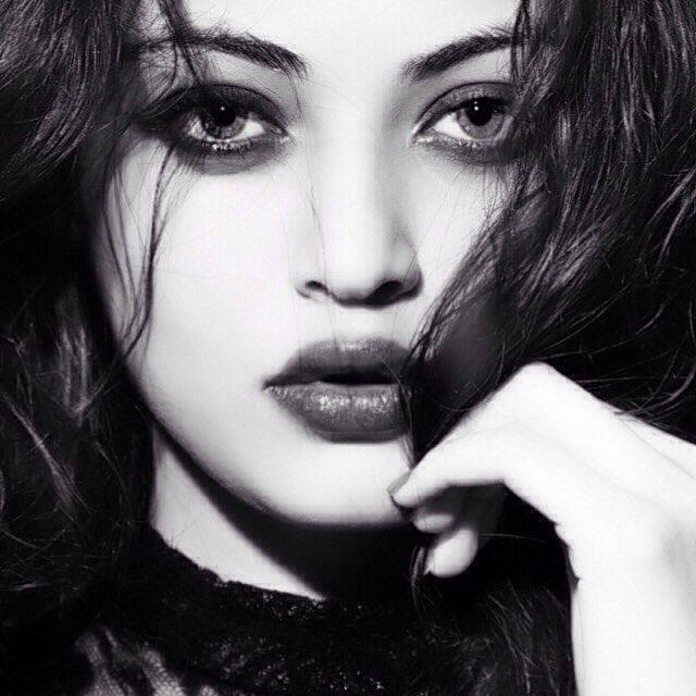 Birthday Special: Actress Sneha Ullal Rare & Unseen Photos Collections
