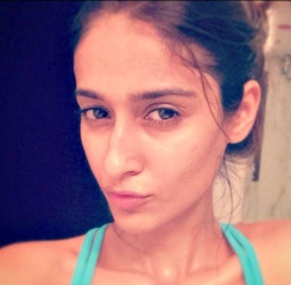 Bollywood Actresses Early Morning Selfies Photos