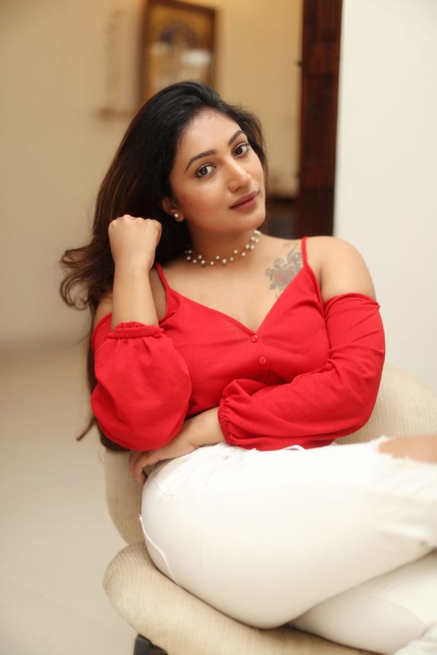 Bommu lakshmi Latest Photos