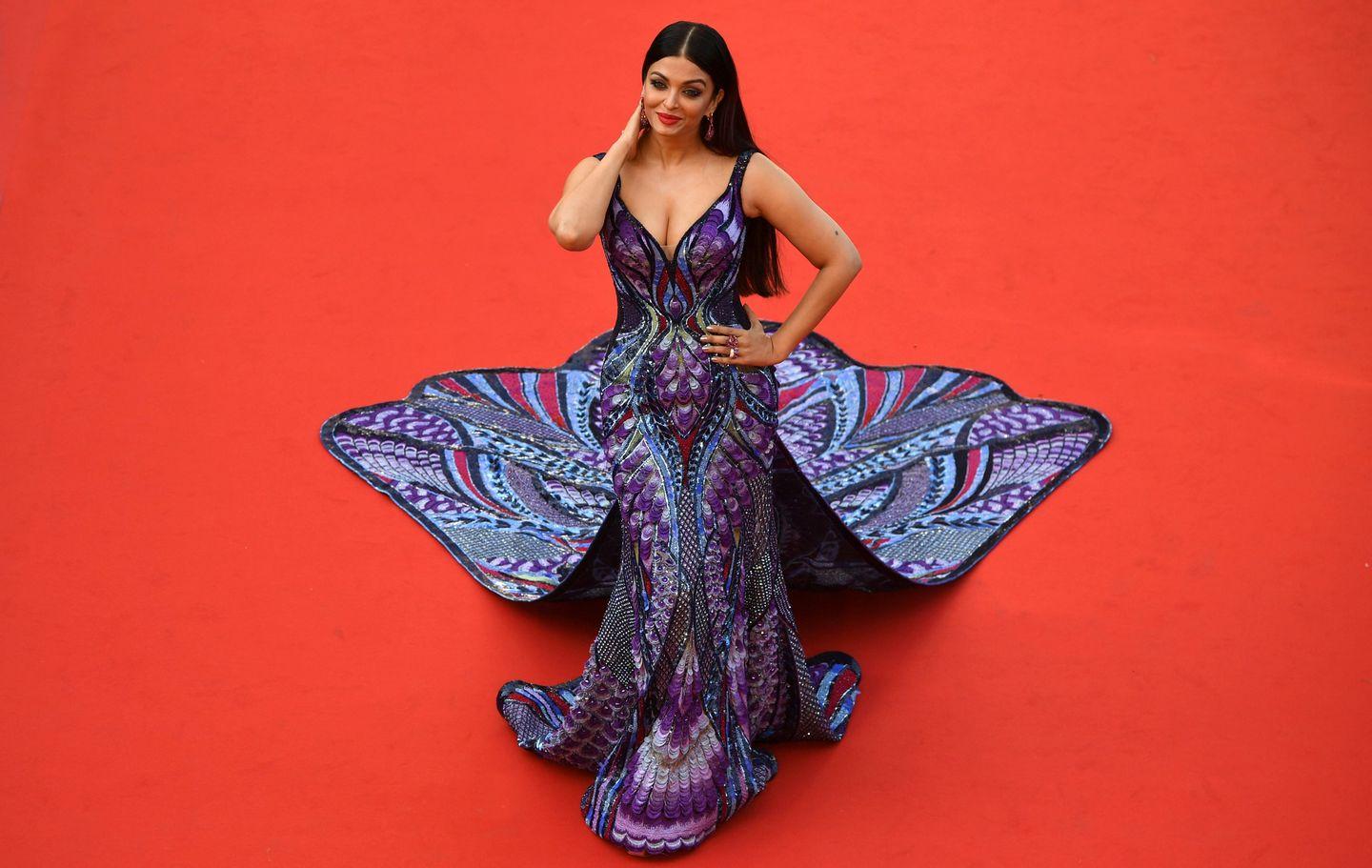 Cannes 2018: Aishwarya Rai looks stunning on the red carpet