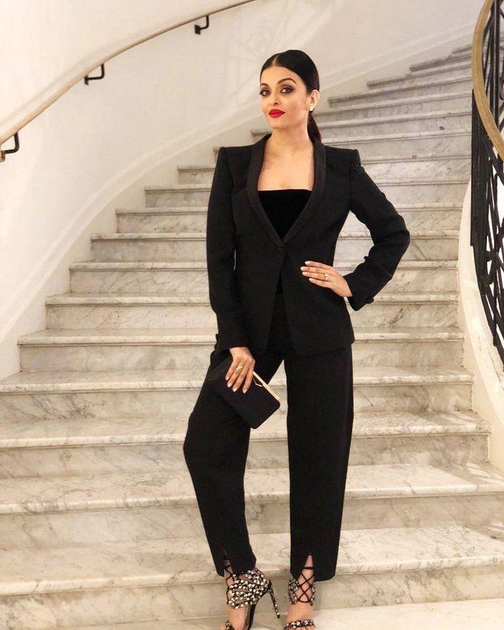 Cannes 2018: Aishwarya Rai looks stunning on the red carpet