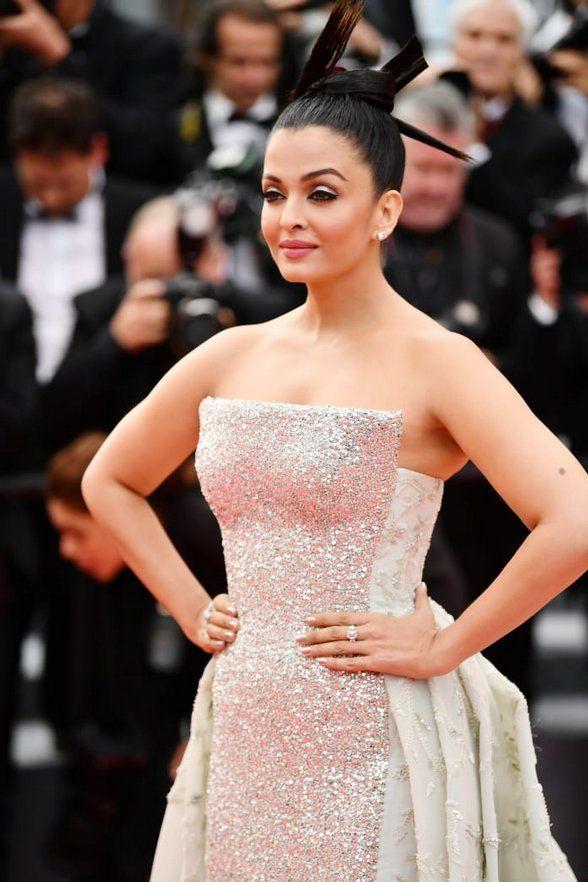 Cannes 2018: Aishwarya Rai looks stunning on the red carpet