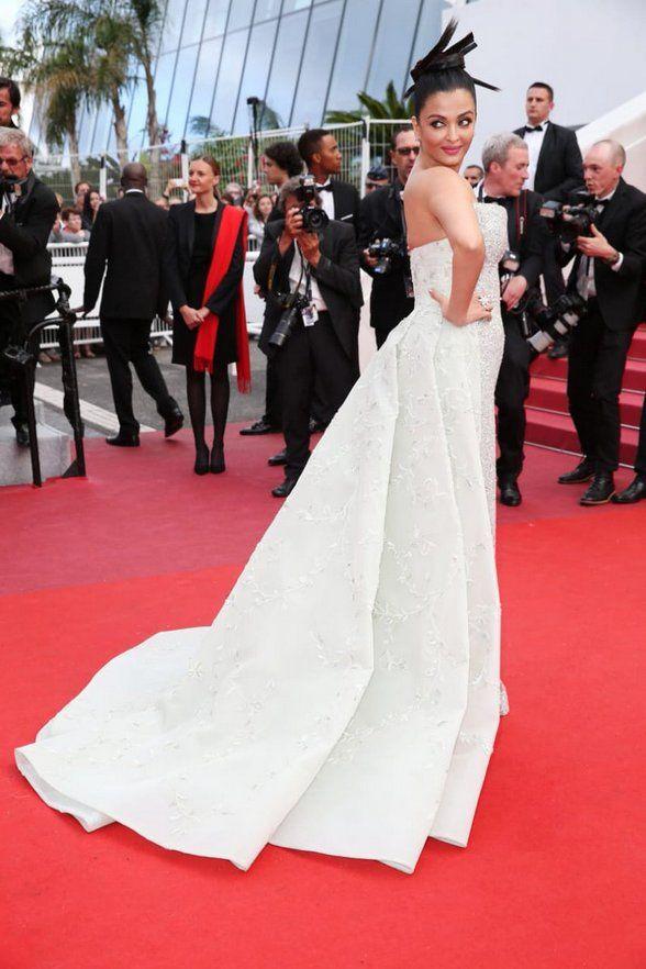 Cannes 2018: Aishwarya Rai looks stunning on the red carpet