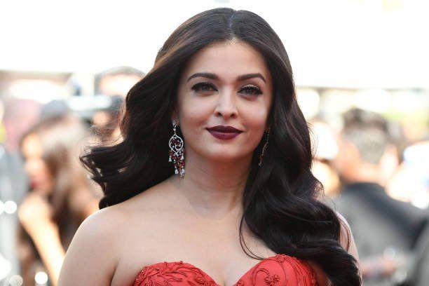 Cannes Queen Aishwarya Rai On the Red Carpet Day 2