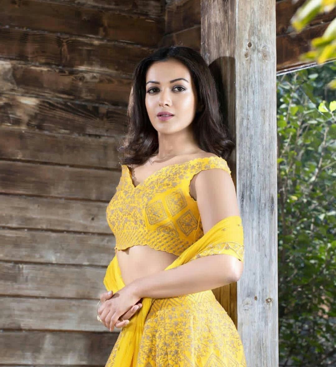 Catherine Tresa Hot Compilation of Photos