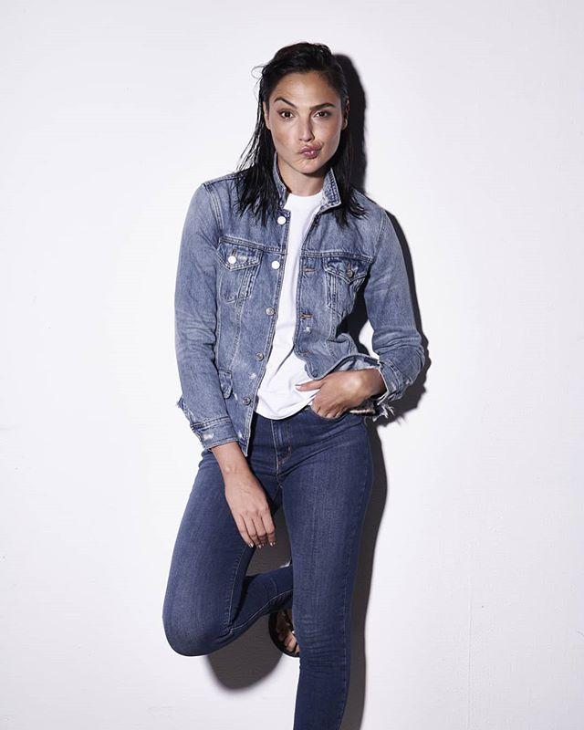 Check out the Latest Photos & Images of Gal Gadot Actress