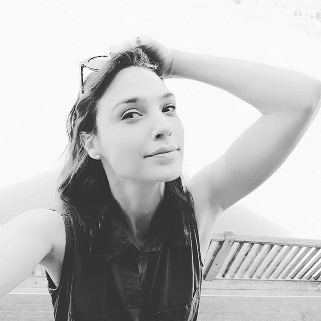 Check out the Latest Photos & Images of Gal Gadot Actress