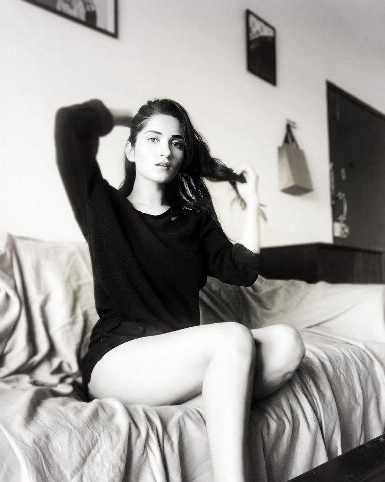 Chi La Sow actress Ruhani Sharma Latest