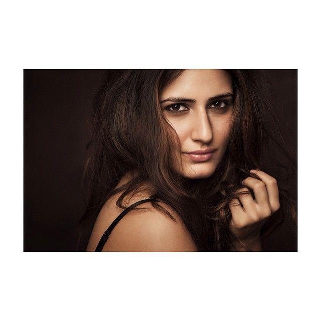 Dangal Girl Fatima Sana Shaikh Unseen Hot Photos are Too Hot to Handle!