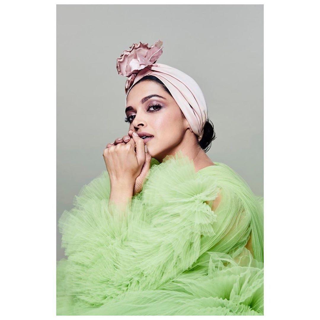 Deepika padukone Green Weird Outfit at Cannes