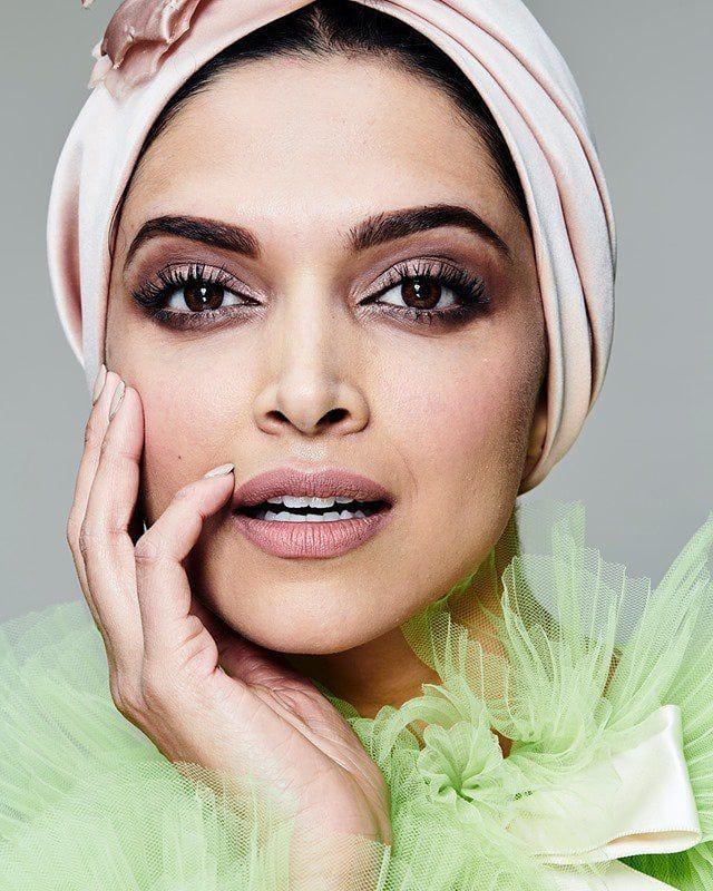 Deepika padukone Green Weird Outfit at Cannes