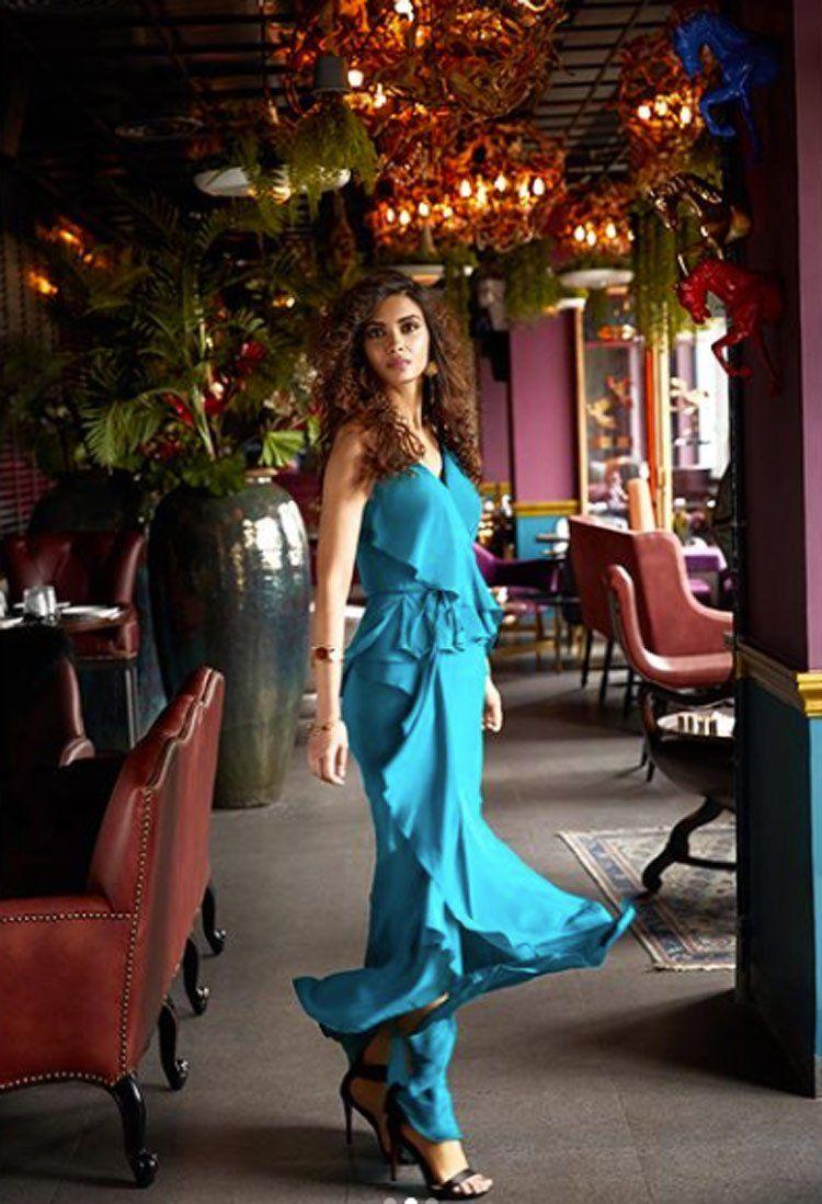 Diana Penty poses for HELLO!