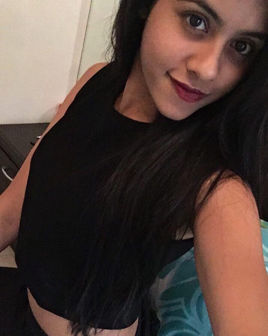 Dishani Chakraborty Daughter Of Mithun Rising The Heat In Bollywood See Images