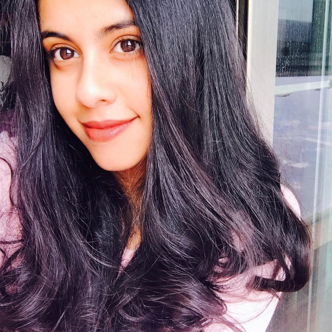 Dishani Chakraborty Daughter Of Mithun Rising The Heat In Bollywood See Images