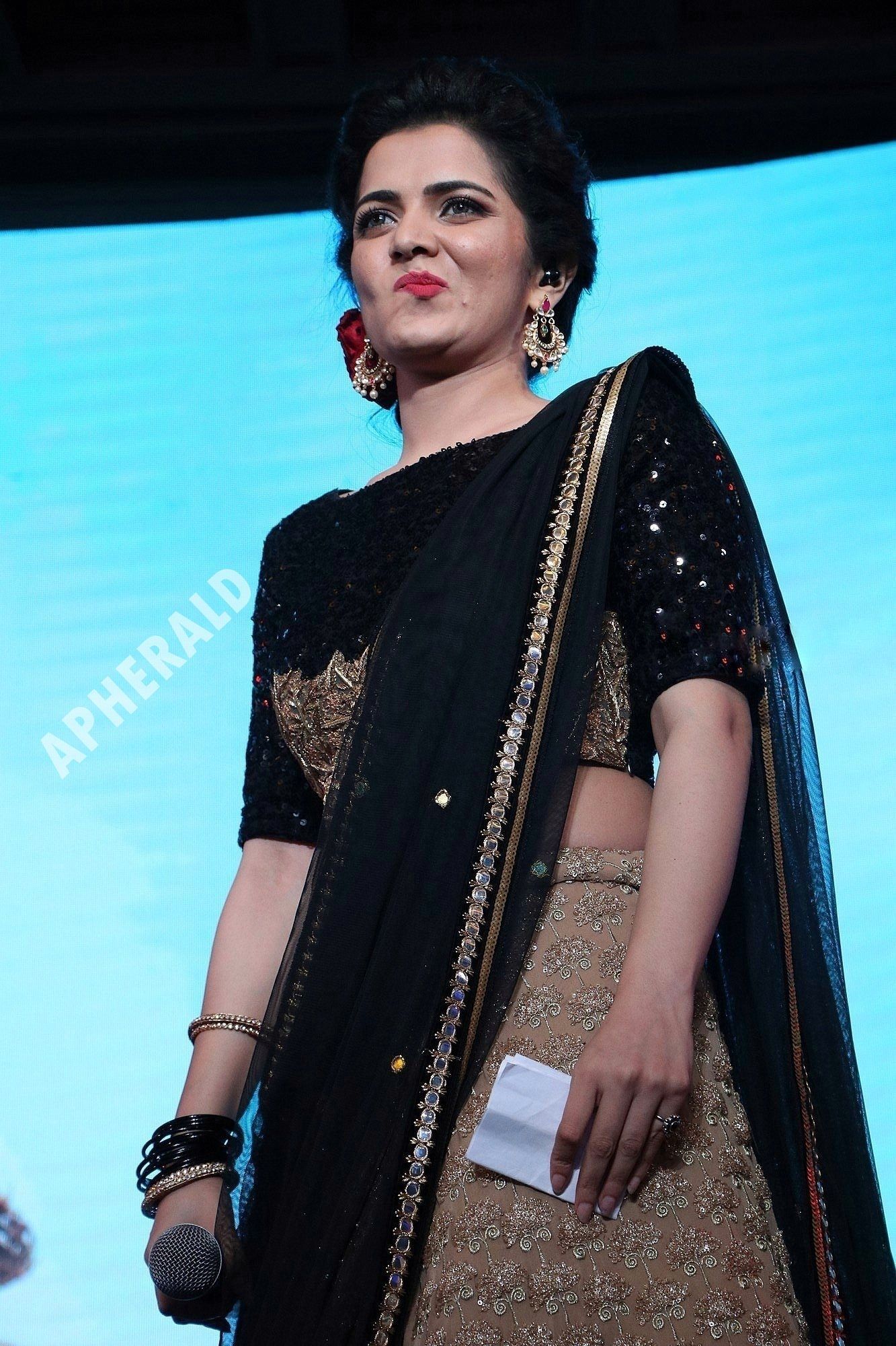 Divyadarshini New Photos in a black saree