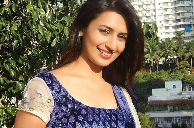 Divyanka Tripathi Latest Photoshoot Stills