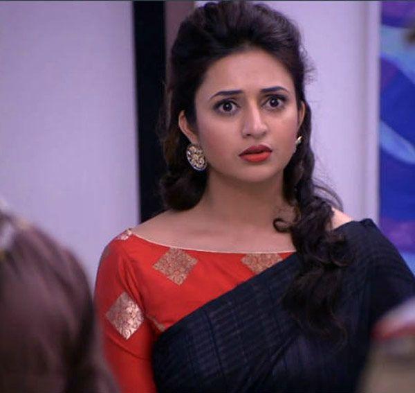 Divyanka Tripathi Latest Photoshoot Stills