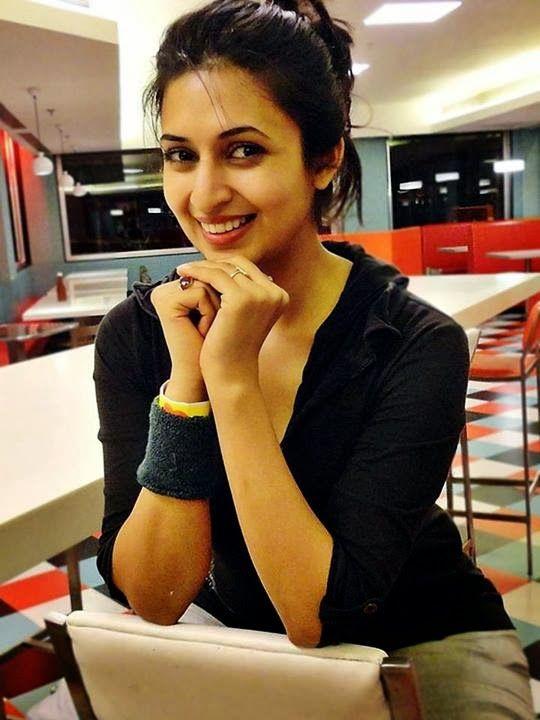 Divyanka Tripathi Latest Photoshoot Stills