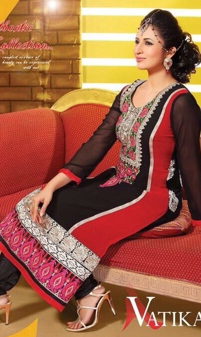 Divyanka Tripathi rare stills 