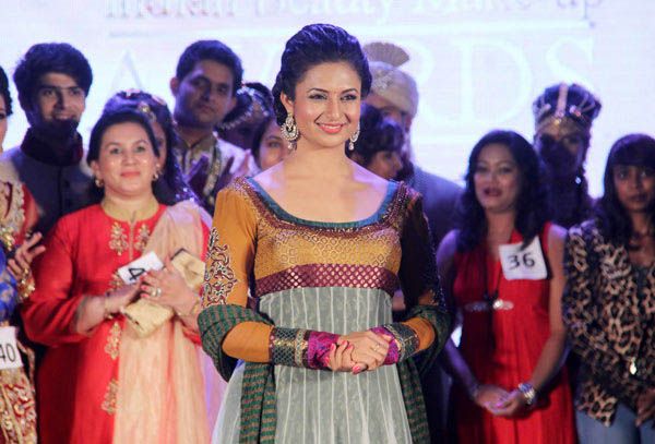 Divyanka Tripathi rare stills 