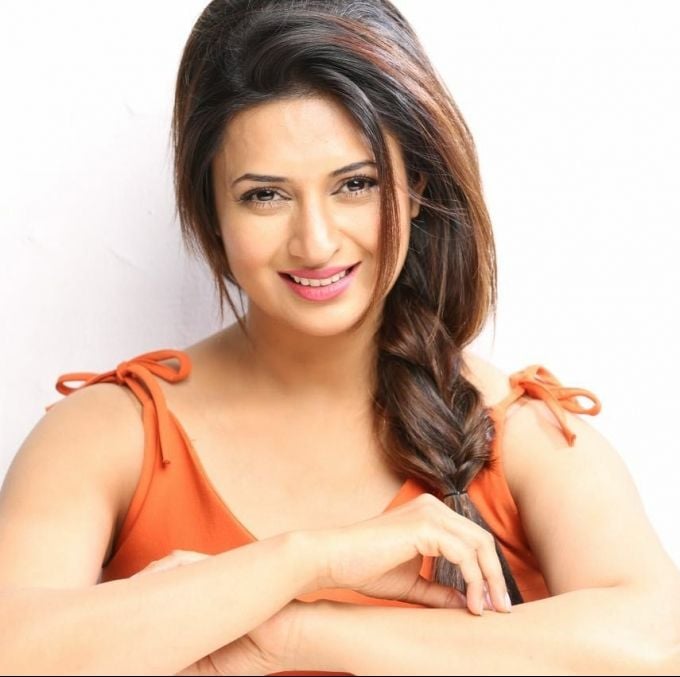 Divyanka Tripathi rare stills 
