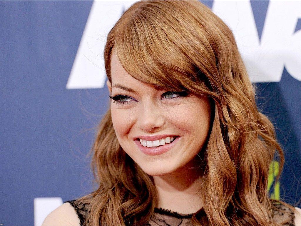 Emma Stone Latest HD Photoshoot Stills