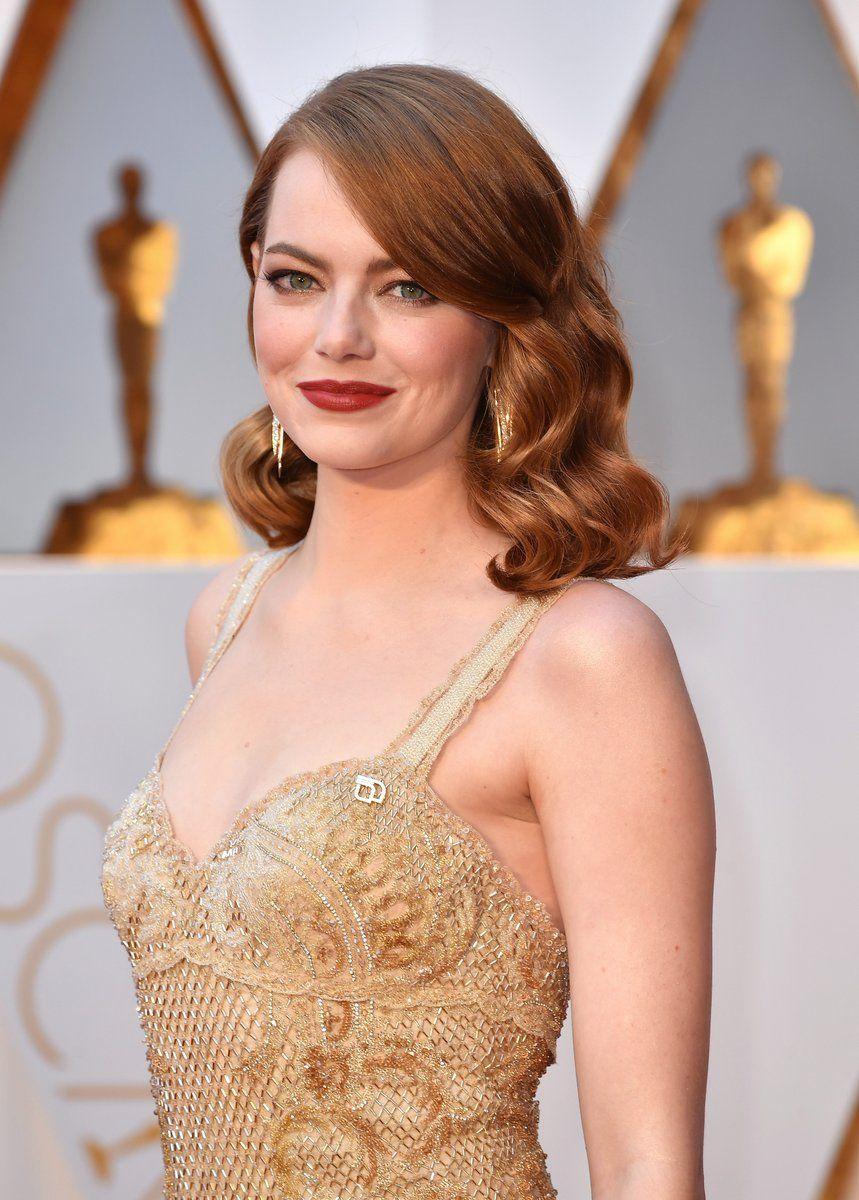 Emma Stone Received Oscar Award 2017 Photos