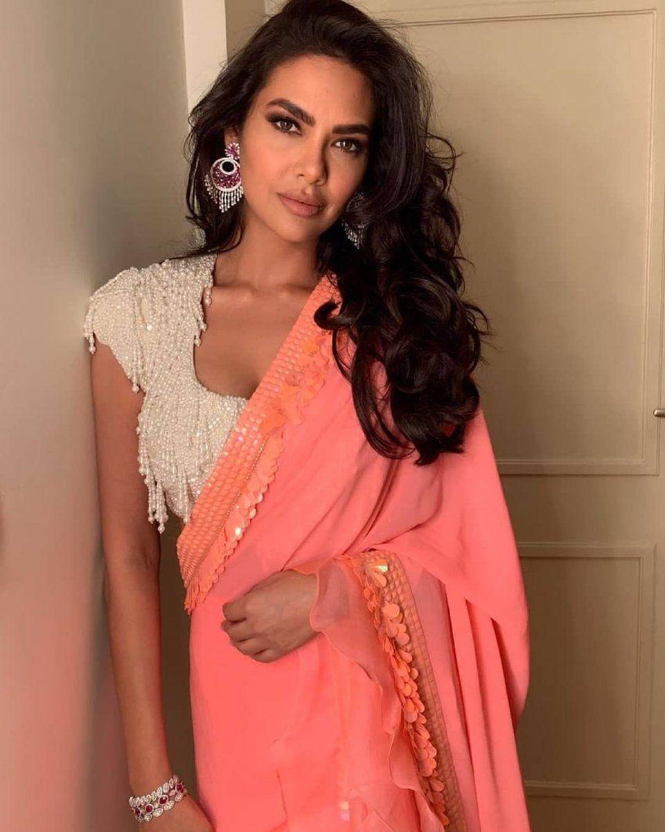 Esha Gupta Glamorous Stills