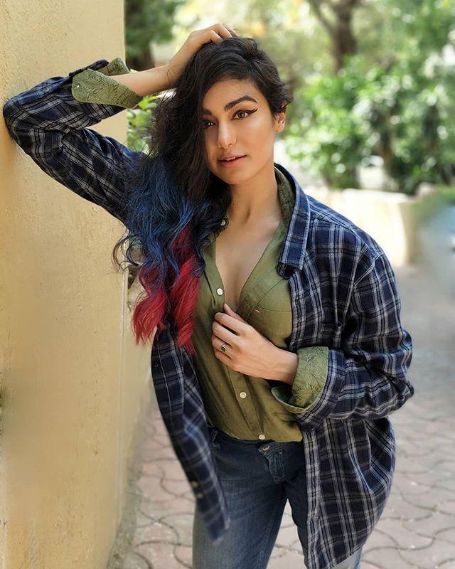 Ethnic Beauty: Adah Sharma Latest Hot Photoshoot Stills