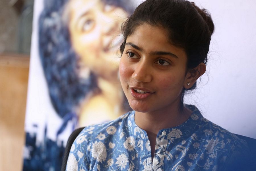 Fidaa Herione Sai Pallavi Interview Stills